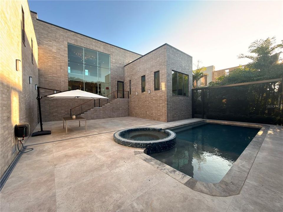 待售: $3,350,000 (5 贝兹, 5 浴室, 3815 平方英尺)