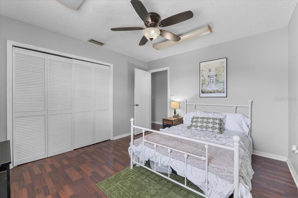 For Sale: $385,000 (4 beds, 2 baths, 1864 Square Feet)