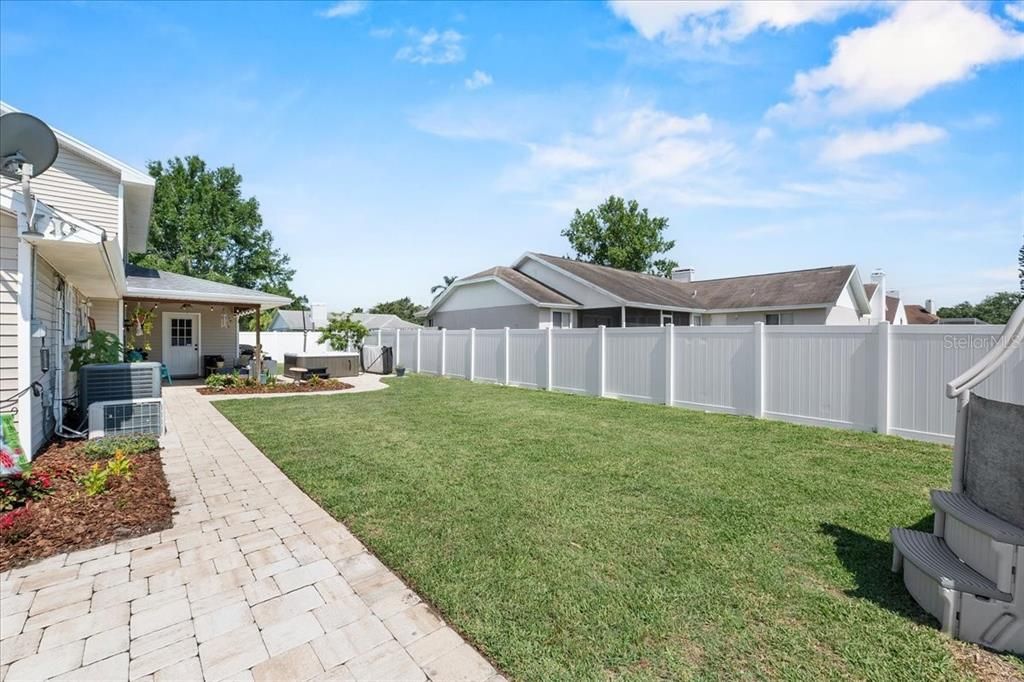 For Sale: $385,000 (4 beds, 2 baths, 1864 Square Feet)