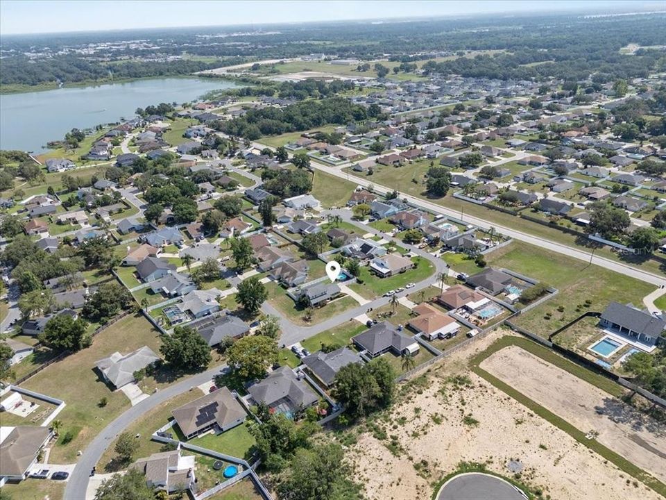 For Sale: $385,000 (4 beds, 2 baths, 1864 Square Feet)