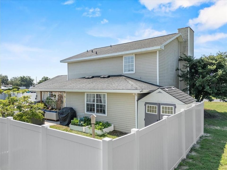 For Sale: $385,000 (4 beds, 2 baths, 1864 Square Feet)