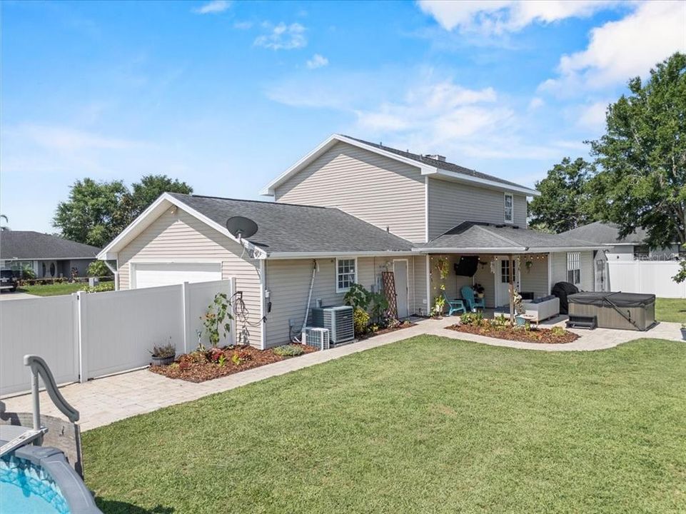 For Sale: $385,000 (4 beds, 2 baths, 1864 Square Feet)