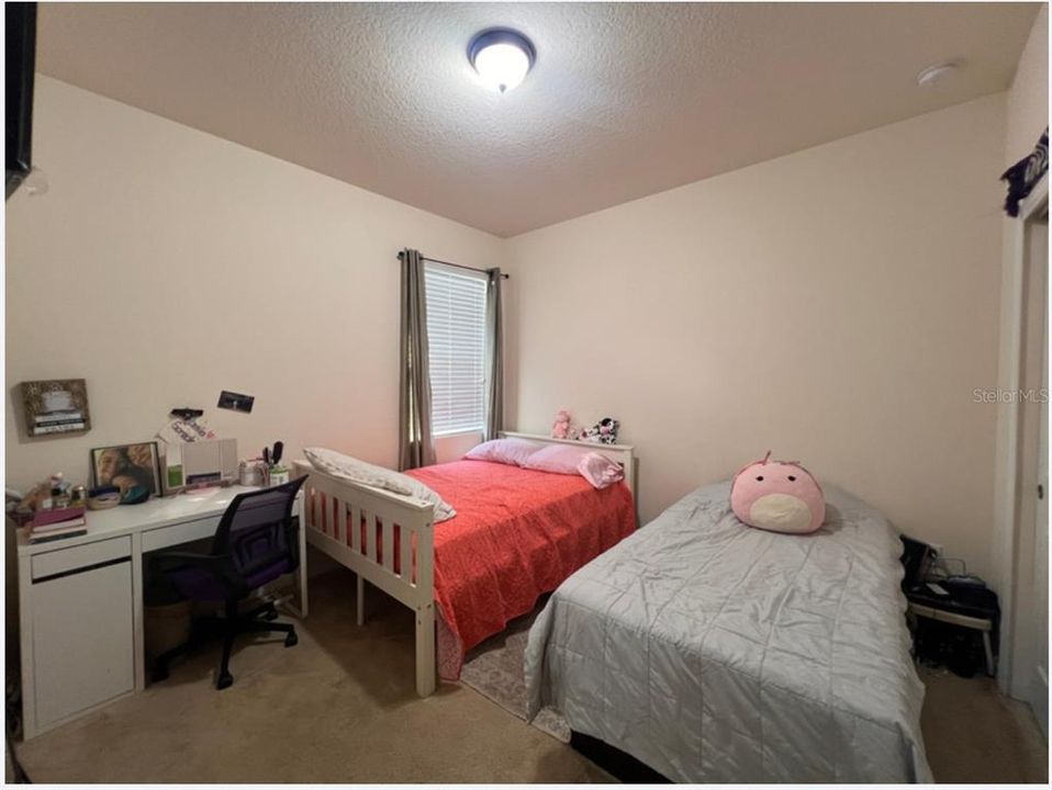 For Rent: $2,400 (4 beds, 2 baths, 1859 Square Feet)