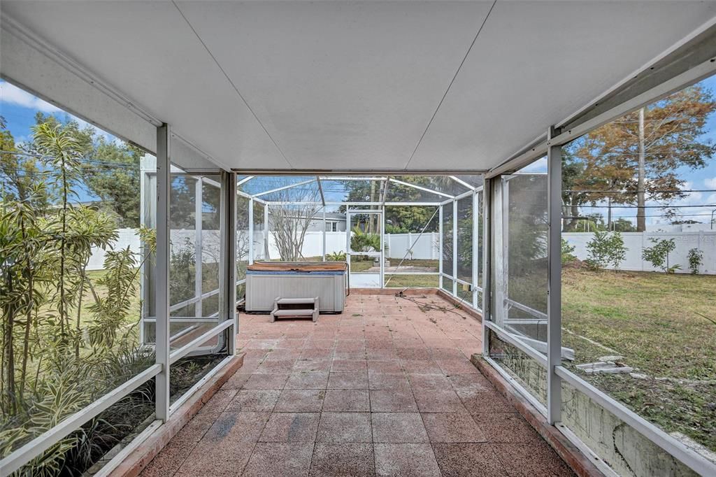 出租: $2,500 (2 贝兹, 2 浴室, 1284 平方英尺)