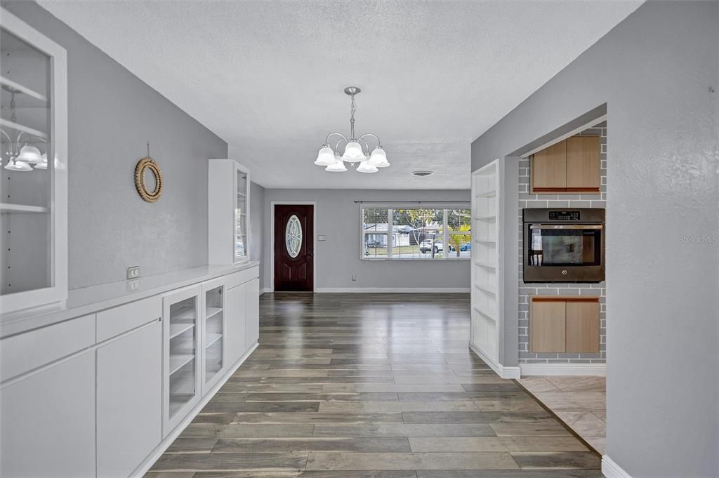 出租: $2,500 (2 贝兹, 2 浴室, 1284 平方英尺)