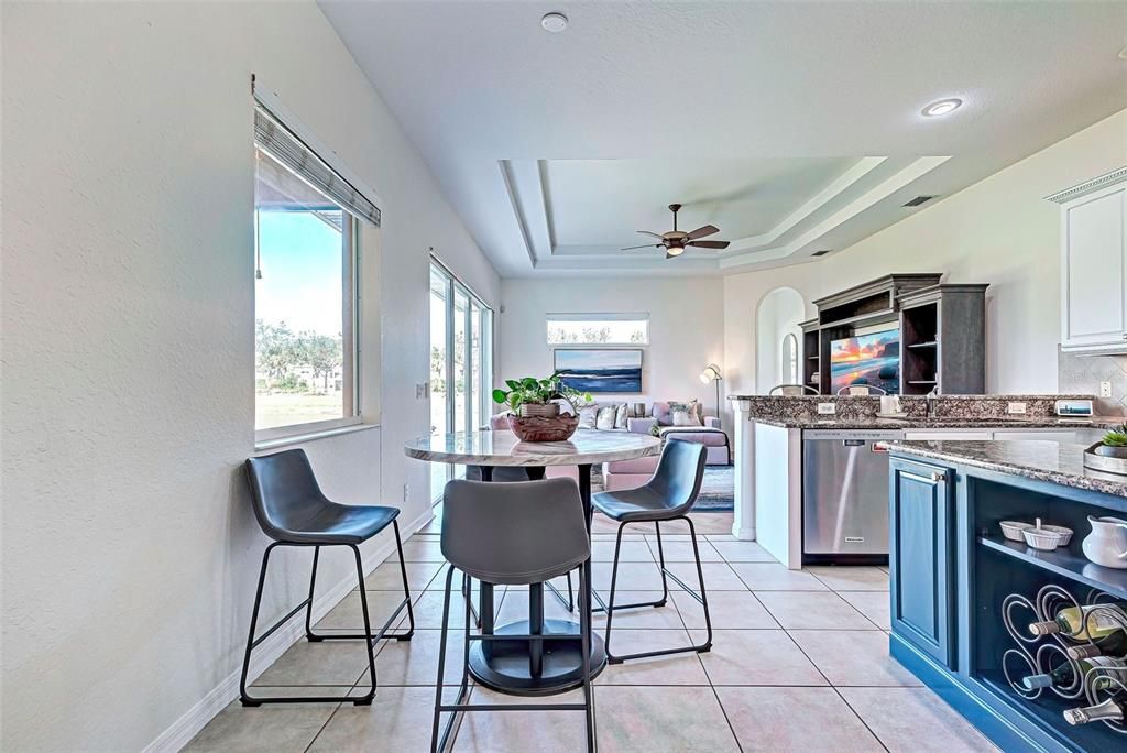 出租: $3,500 (4 贝兹, 3 浴室, 2421 平方英尺)