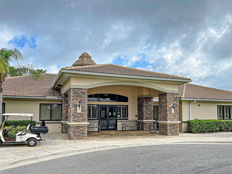 出租: $3,500 (4 贝兹, 3 浴室, 2421 平方英尺)