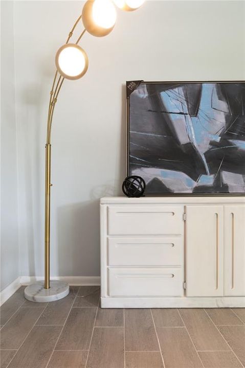 待售: $319,000 (3 贝兹, 1 浴室, 1297 平方英尺)