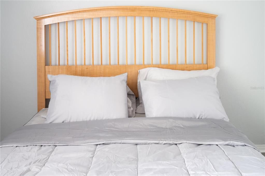 待售: $319,000 (3 贝兹, 1 浴室, 1297 平方英尺)