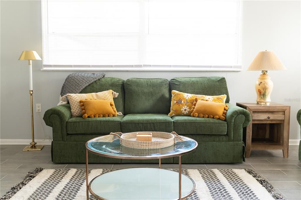 待售: $319,000 (3 贝兹, 1 浴室, 1297 平方英尺)