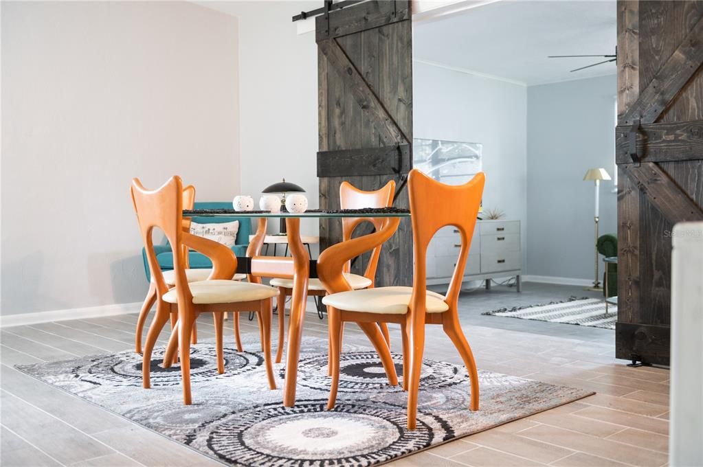 待售: $319,000 (3 贝兹, 1 浴室, 1297 平方英尺)