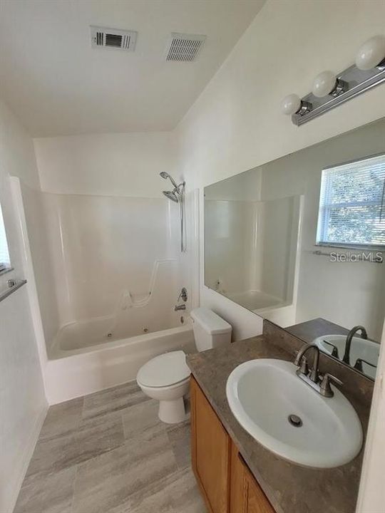 В аренду: $1,450 (2 спален, 2 ванн, 1176 Квадратных фут)