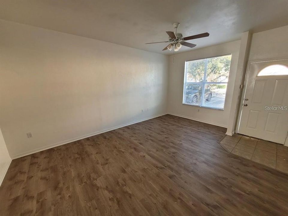 В аренду: $1,450 (2 спален, 2 ванн, 1176 Квадратных фут)