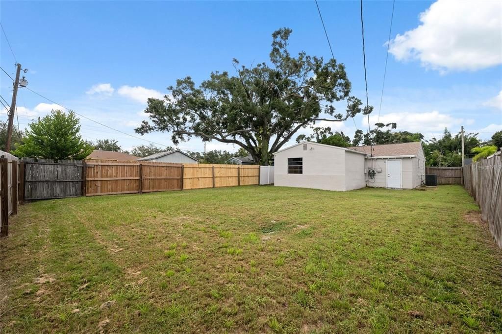 En Venta: $315,000 (3 camas, 2 baños, 1035 Pies cuadrados)