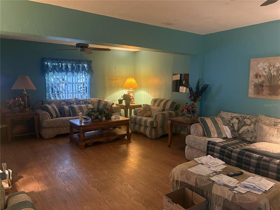 En Venta: $190,000 (4 camas, 4 baños, 2917 Pies cuadrados)