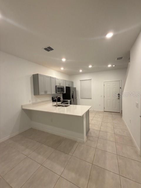 В аренду: $1,875 (2 спален, 2 ванн, 1275 Квадратных фут)