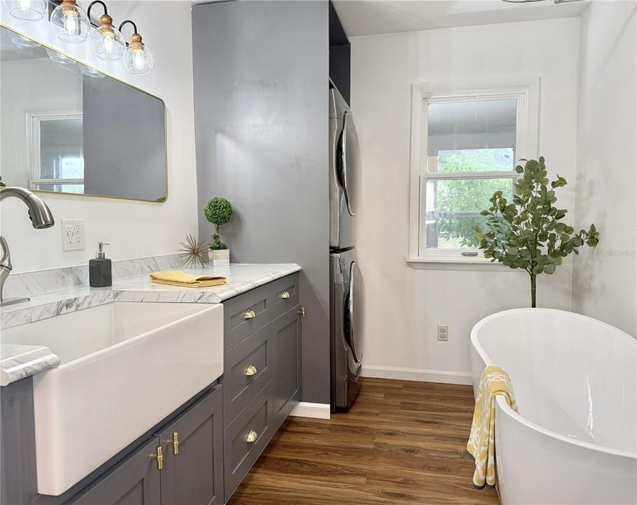 待售: $489,000 (3 贝兹, 3 浴室, 2616 平方英尺)