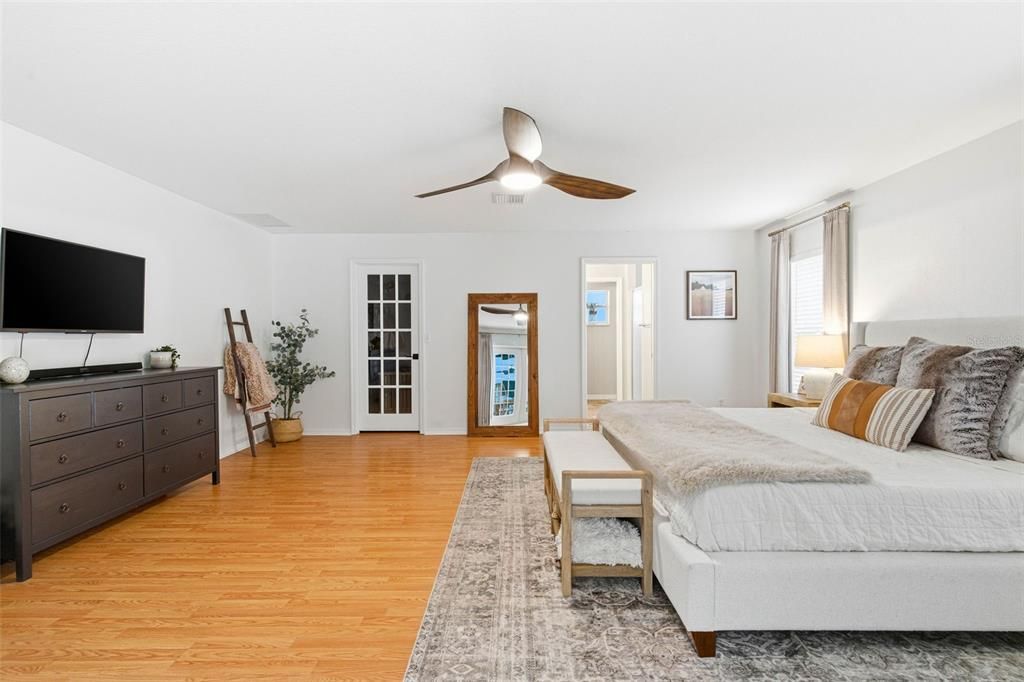 En Venta: $595,000 (3 camas, 2 baños, 2000 Pies cuadrados)