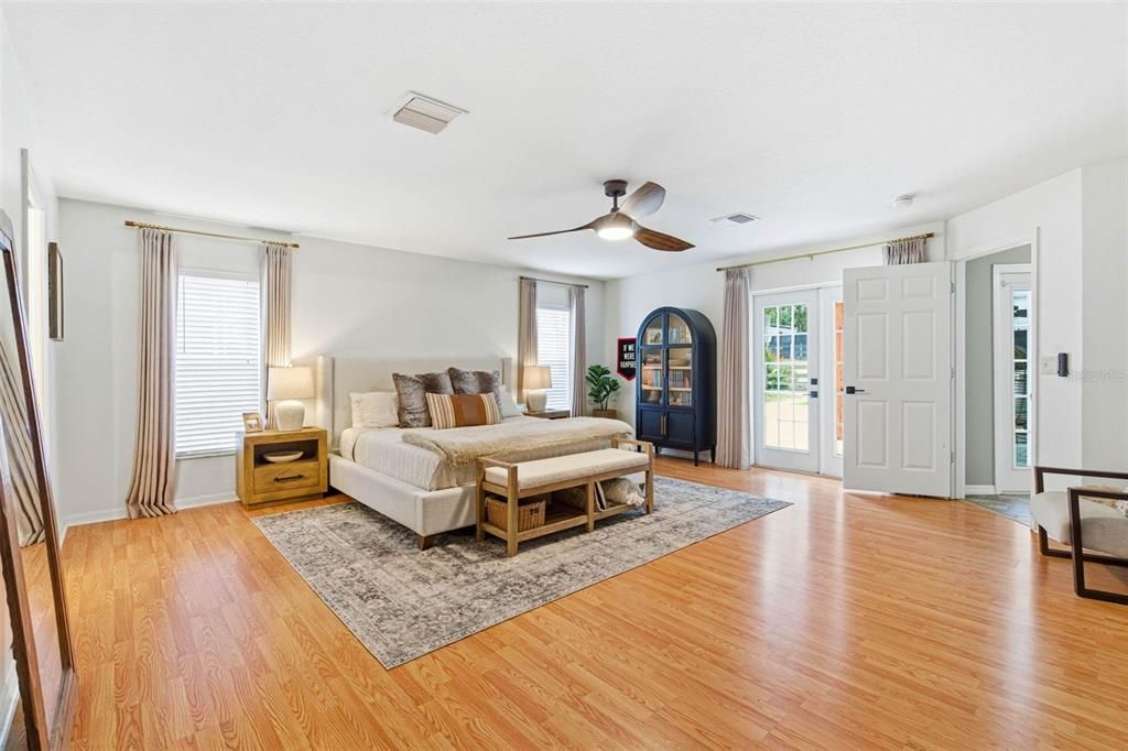 En Venta: $595,000 (3 camas, 2 baños, 2000 Pies cuadrados)