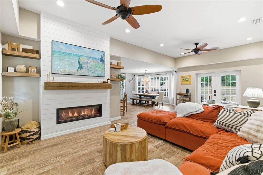 En Venta: $595,000 (3 camas, 2 baños, 2000 Pies cuadrados)