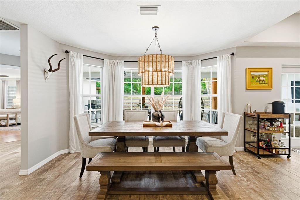 En Venta: $595,000 (3 camas, 2 baños, 2000 Pies cuadrados)