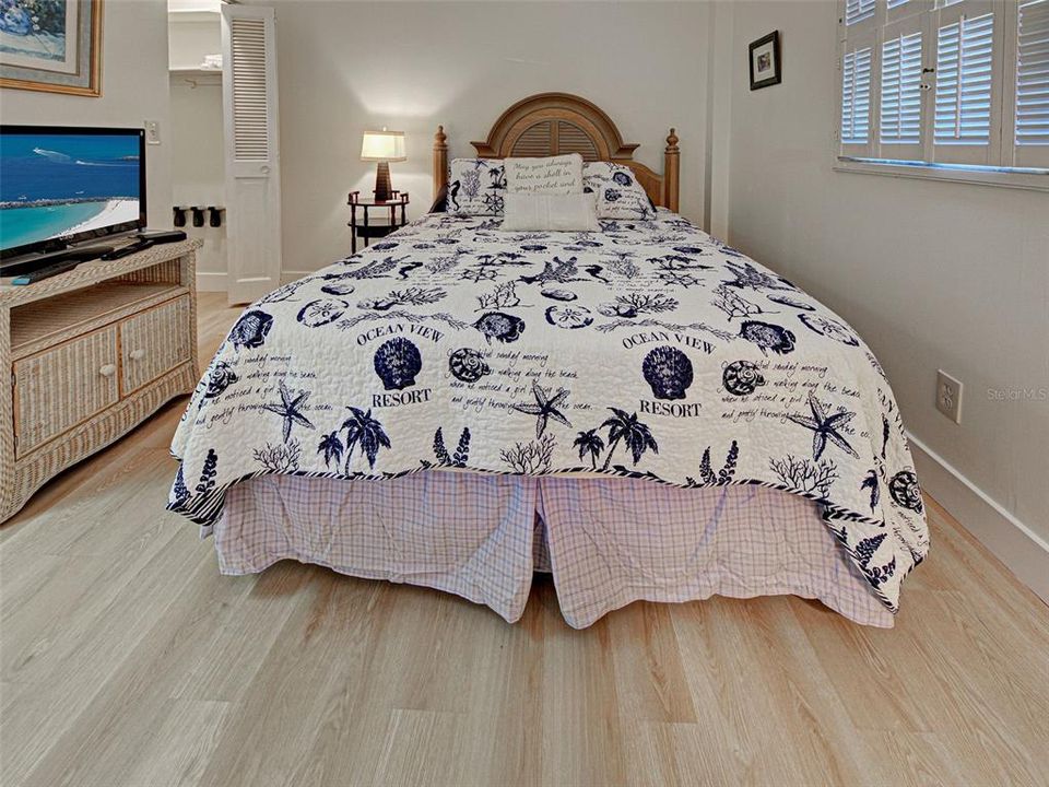 En Venta: $289,000 (2 camas, 2 baños, 900 Pies cuadrados)