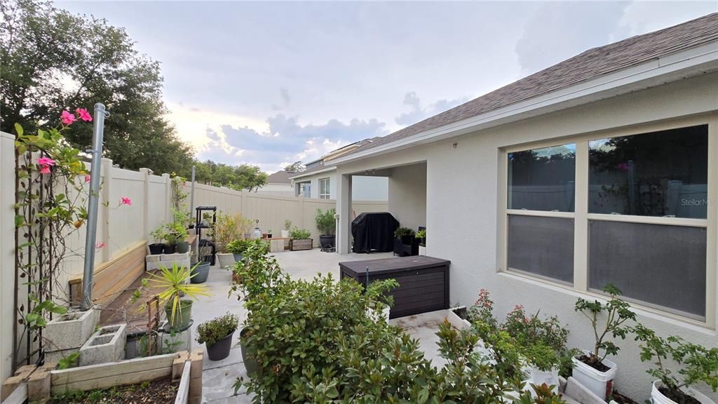 For Sale: $389,000 (3 beds, 2 baths, 1666 Square Feet)