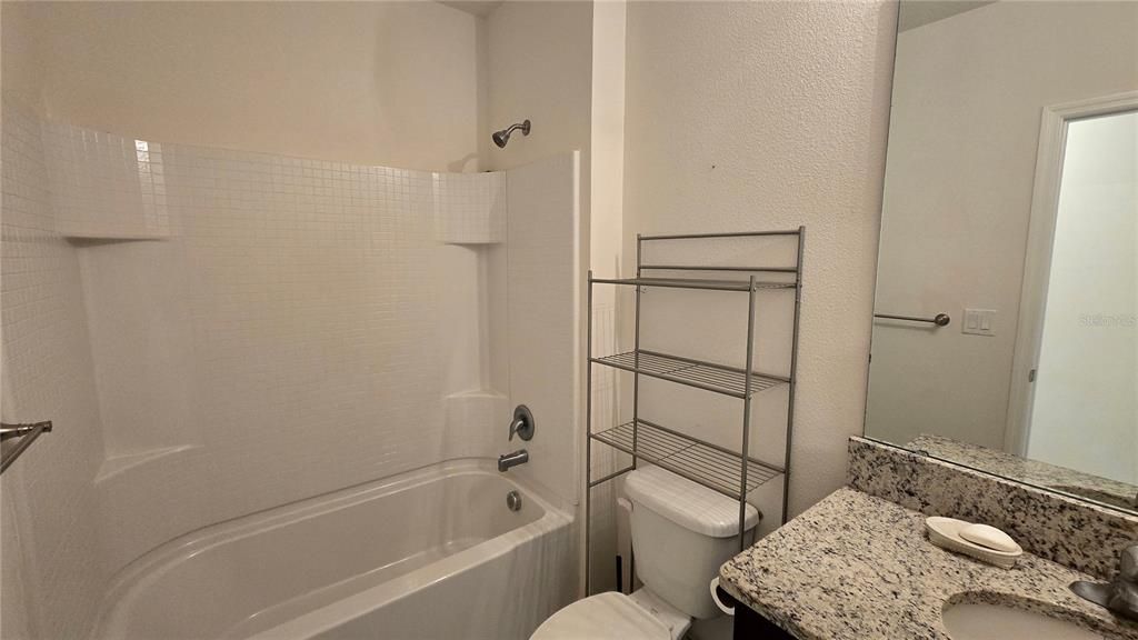 For Sale: $389,000 (3 beds, 2 baths, 1666 Square Feet)