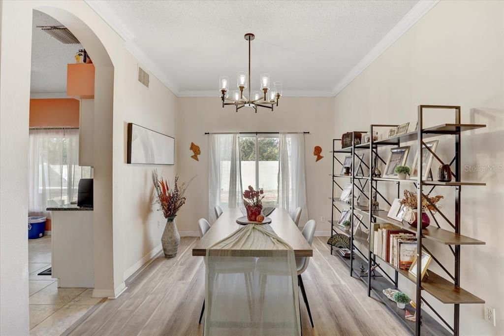 For Sale: $329,900 (3 beds, 2 baths, 2016 Square Feet)