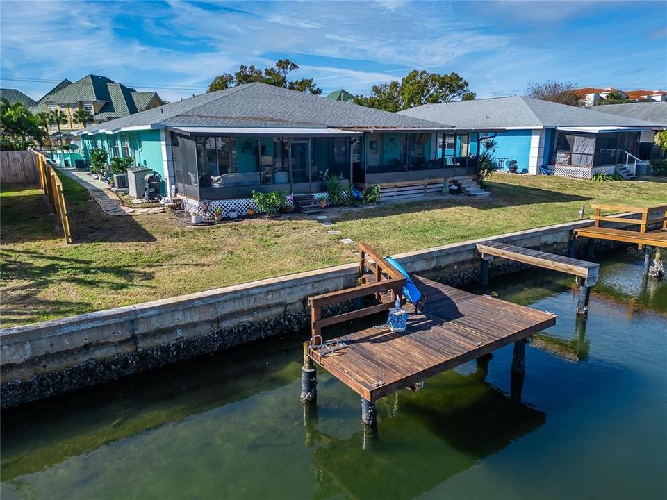 For Sale: $249,000 (2 beds, 1 baths, 800 Square Feet)