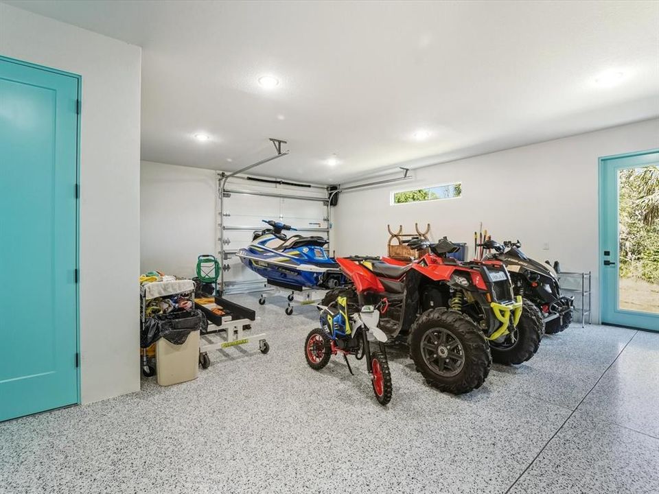 En Venta: $1,599,999 (4 camas, 3 baños, 4840 Pies cuadrados)