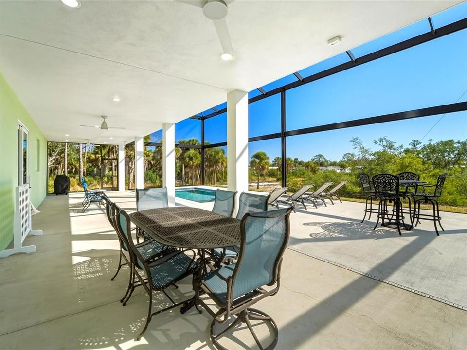 En Venta: $1,599,999 (4 camas, 3 baños, 4840 Pies cuadrados)