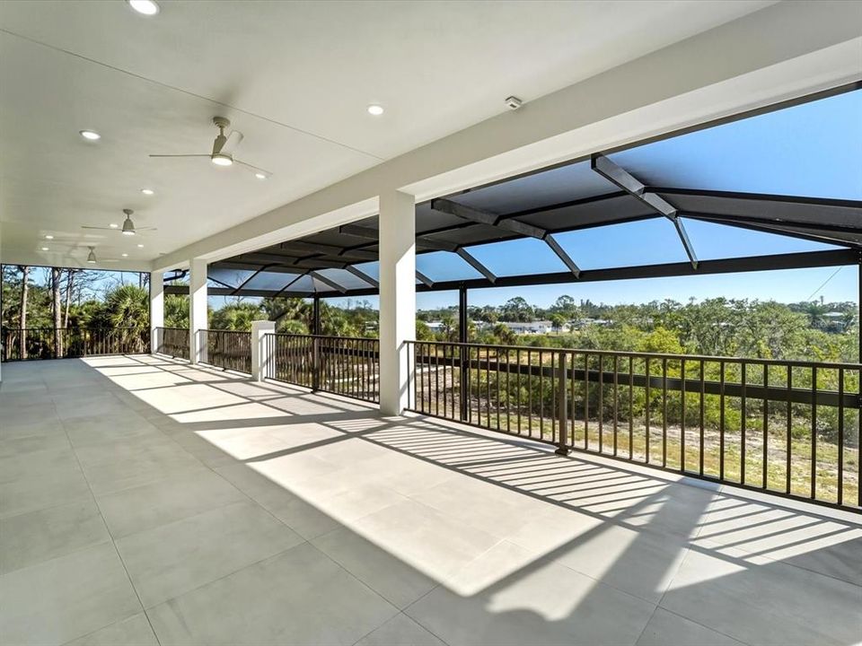 En Venta: $1,599,999 (4 camas, 3 baños, 4840 Pies cuadrados)