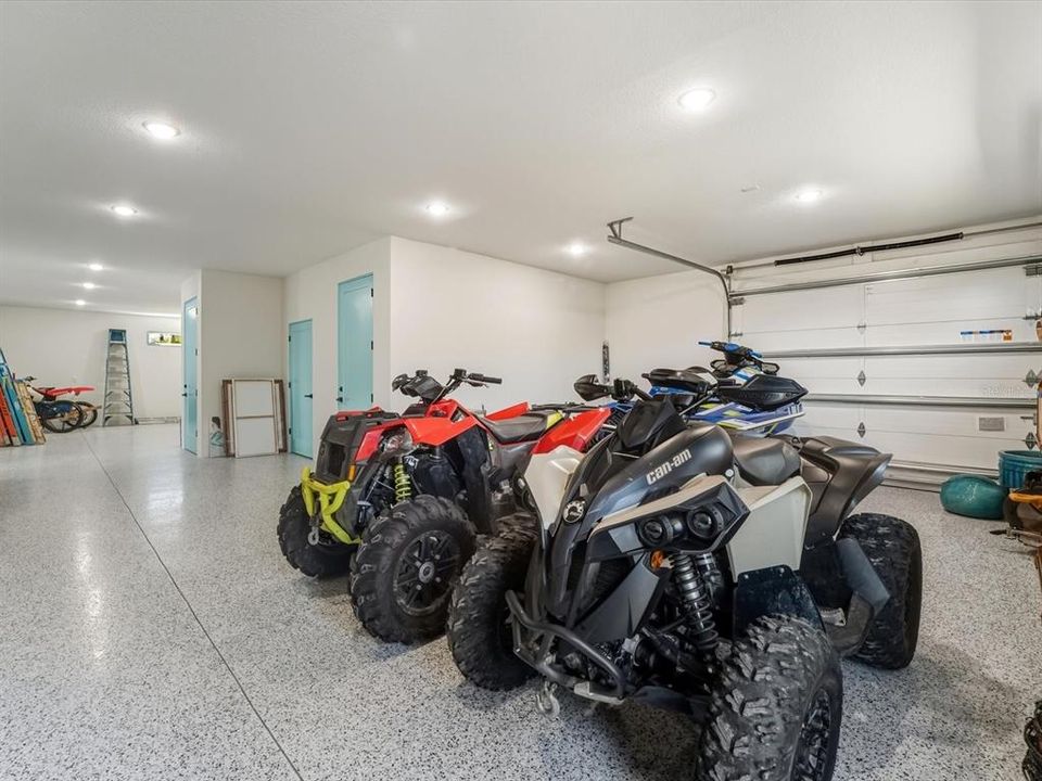 En Venta: $1,599,999 (4 camas, 3 baños, 4840 Pies cuadrados)