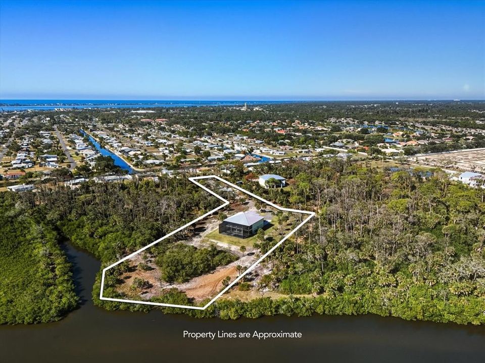 En Venta: $1,599,999 (4 camas, 3 baños, 4840 Pies cuadrados)