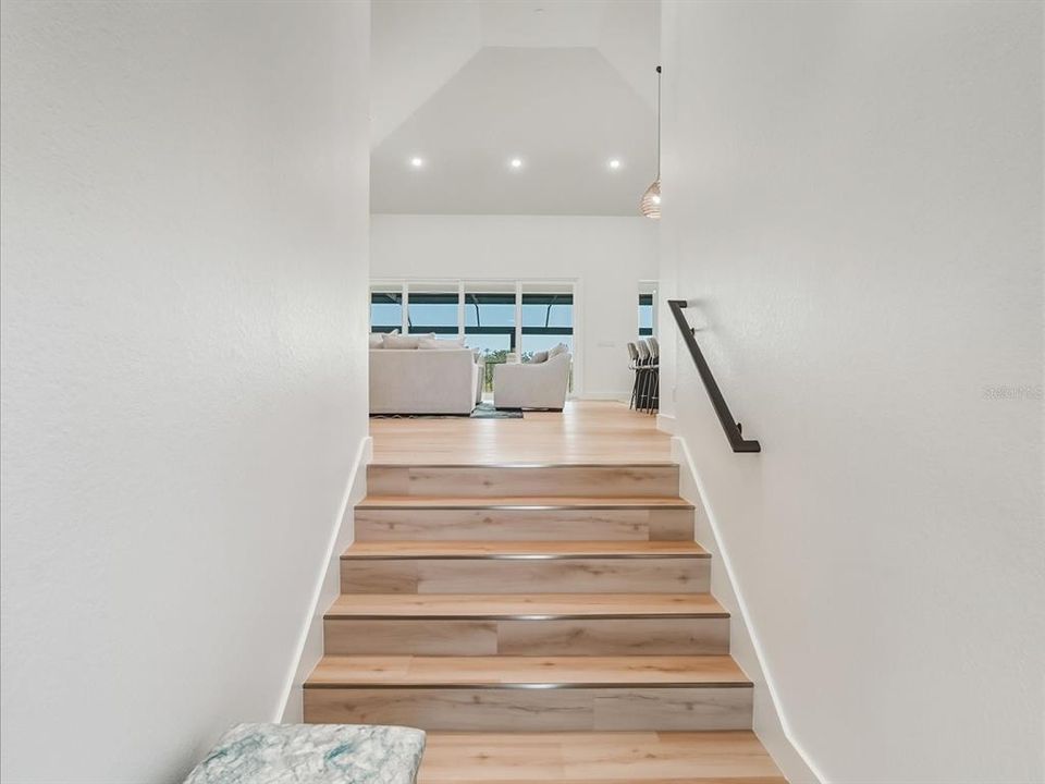 En Venta: $1,599,999 (4 camas, 3 baños, 4840 Pies cuadrados)