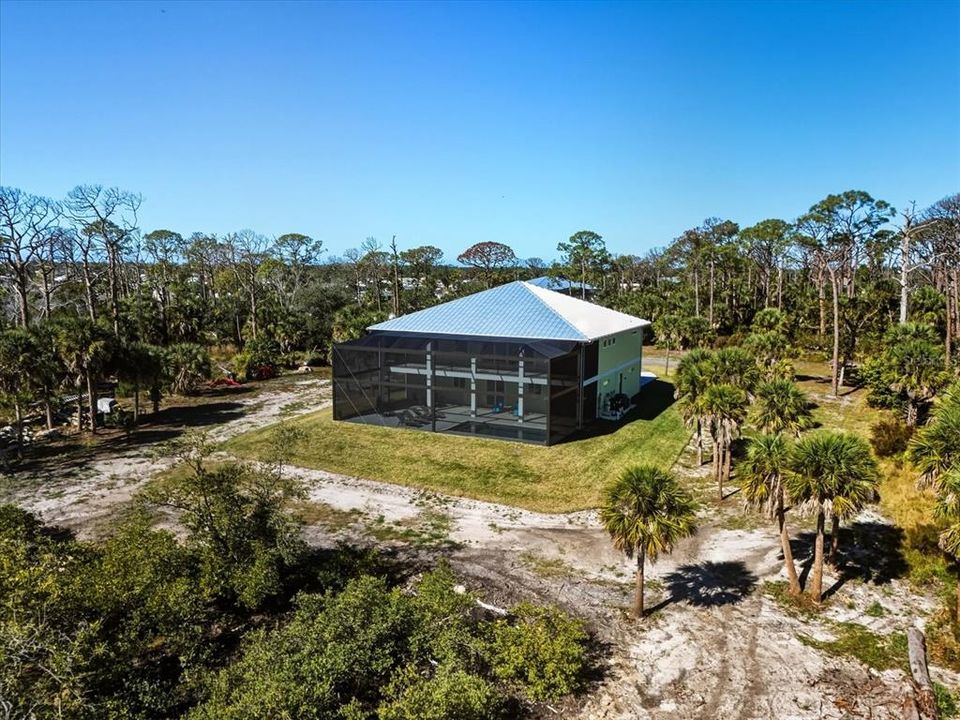 En Venta: $1,599,999 (4 camas, 3 baños, 4840 Pies cuadrados)