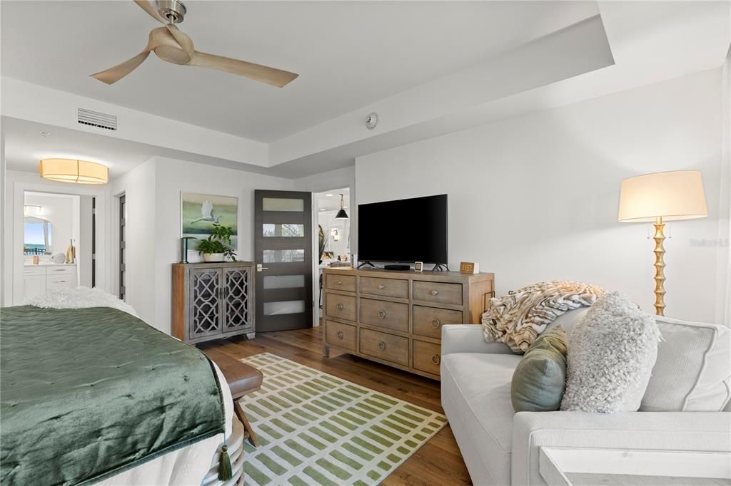 For Sale: $2,375,000 (4 beds, 4 baths, 3264 Square Feet)