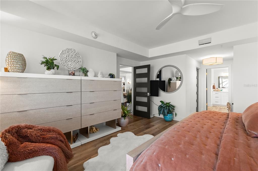 For Sale: $2,375,000 (4 beds, 4 baths, 3264 Square Feet)