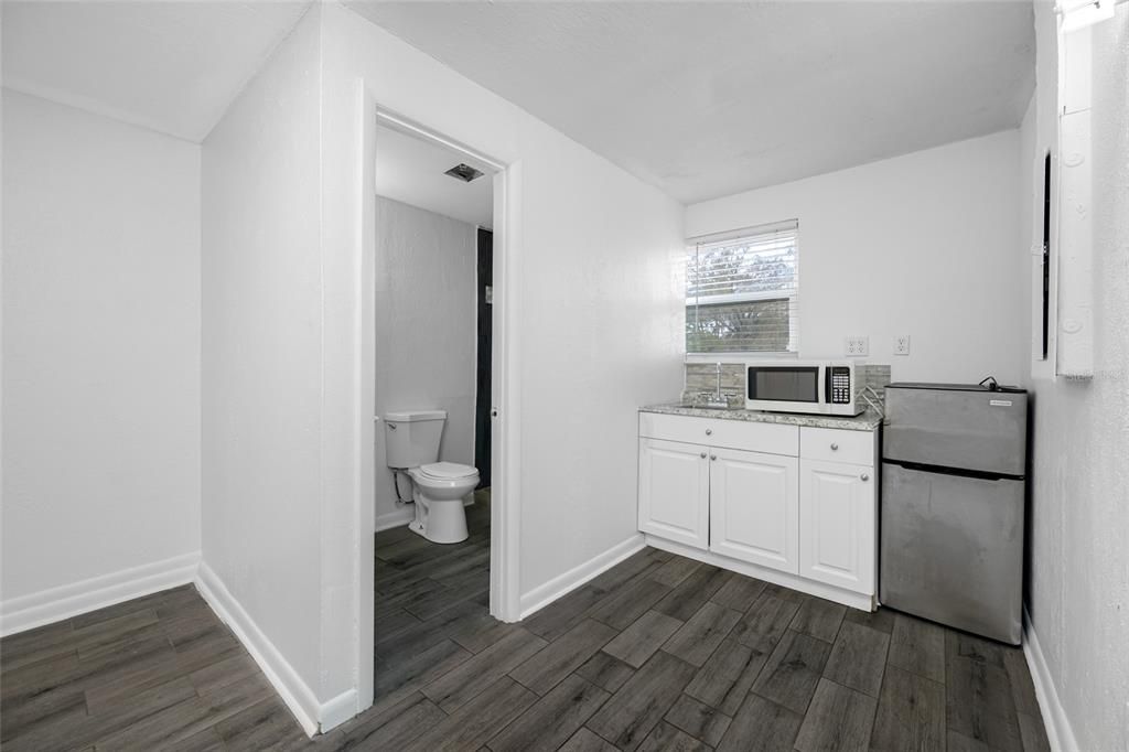 待售: $485,000 (4 贝兹, 3 浴室, 1463 平方英尺)