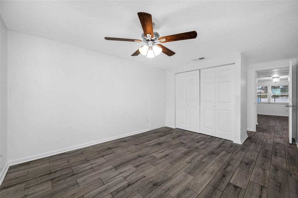 待售: $485,000 (4 贝兹, 3 浴室, 1463 平方英尺)