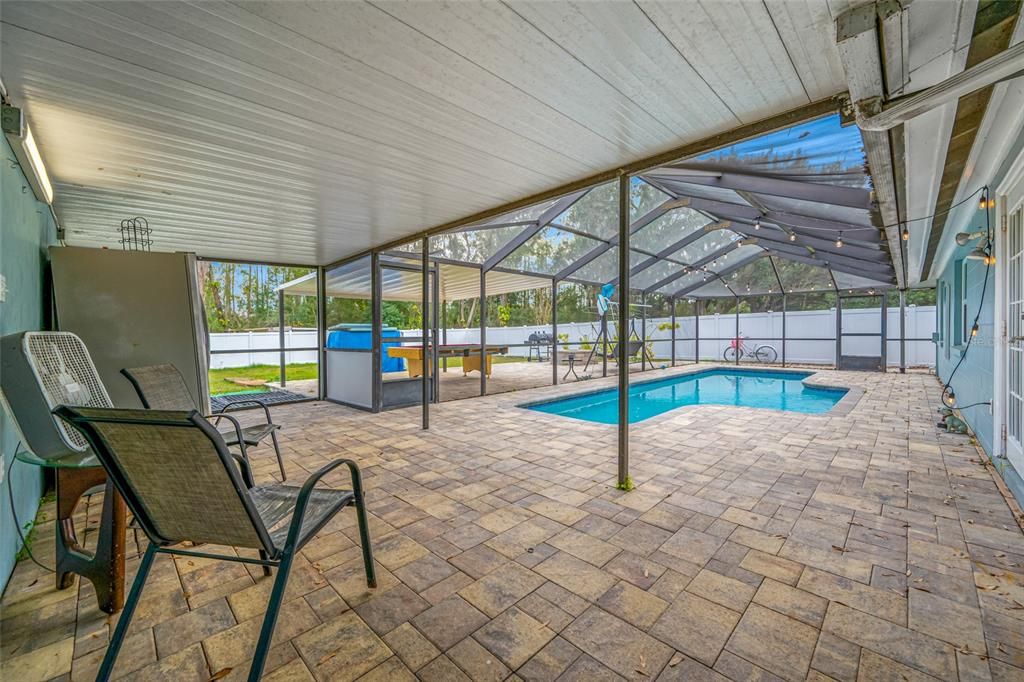 待售: $485,000 (4 贝兹, 3 浴室, 1463 平方英尺)