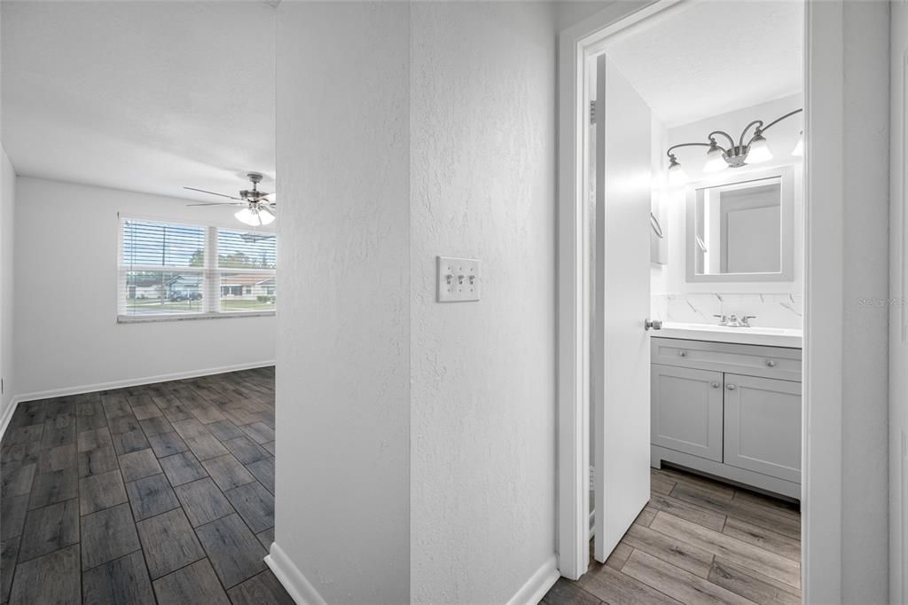 待售: $485,000 (4 贝兹, 3 浴室, 1463 平方英尺)