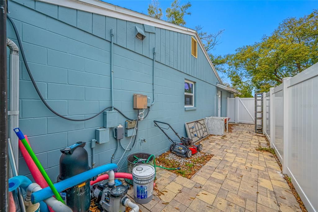 待售: $485,000 (4 贝兹, 3 浴室, 1463 平方英尺)