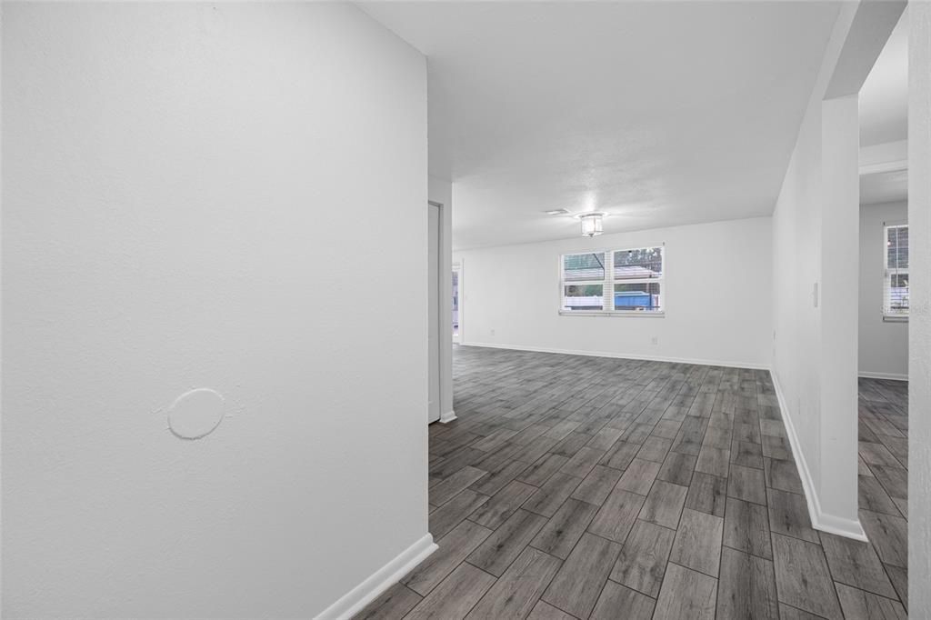 待售: $485,000 (4 贝兹, 3 浴室, 1463 平方英尺)