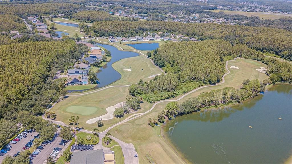 En Venta: $455,000 (4 camas, 3 baños, 2025 Pies cuadrados)