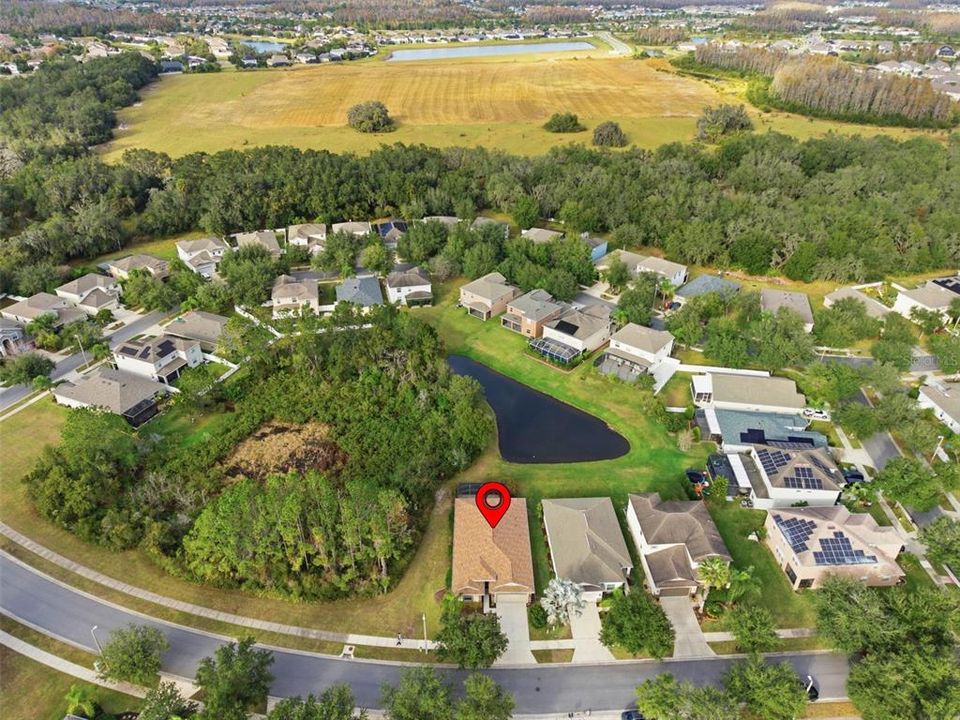 En Venta: $455,000 (4 camas, 3 baños, 2025 Pies cuadrados)