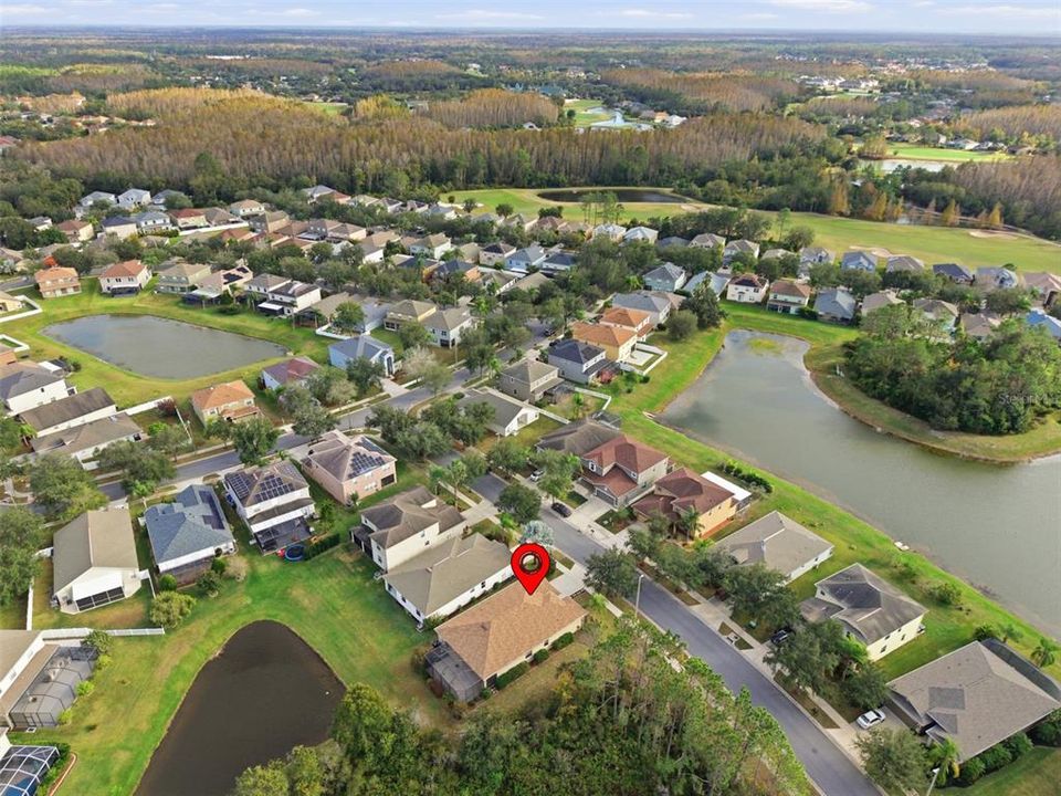 En Venta: $455,000 (4 camas, 3 baños, 2025 Pies cuadrados)