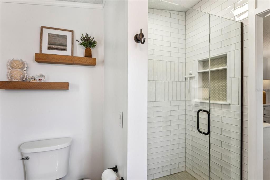 待售: $249,500 (2 贝兹, 2 浴室, 1246 平方英尺)