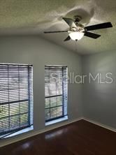 En Venta: $499,000 (4 camas, 2 baños, 2303 Pies cuadrados)